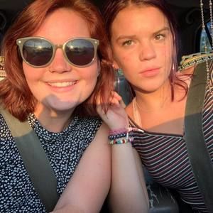 Meet your Posher, Della